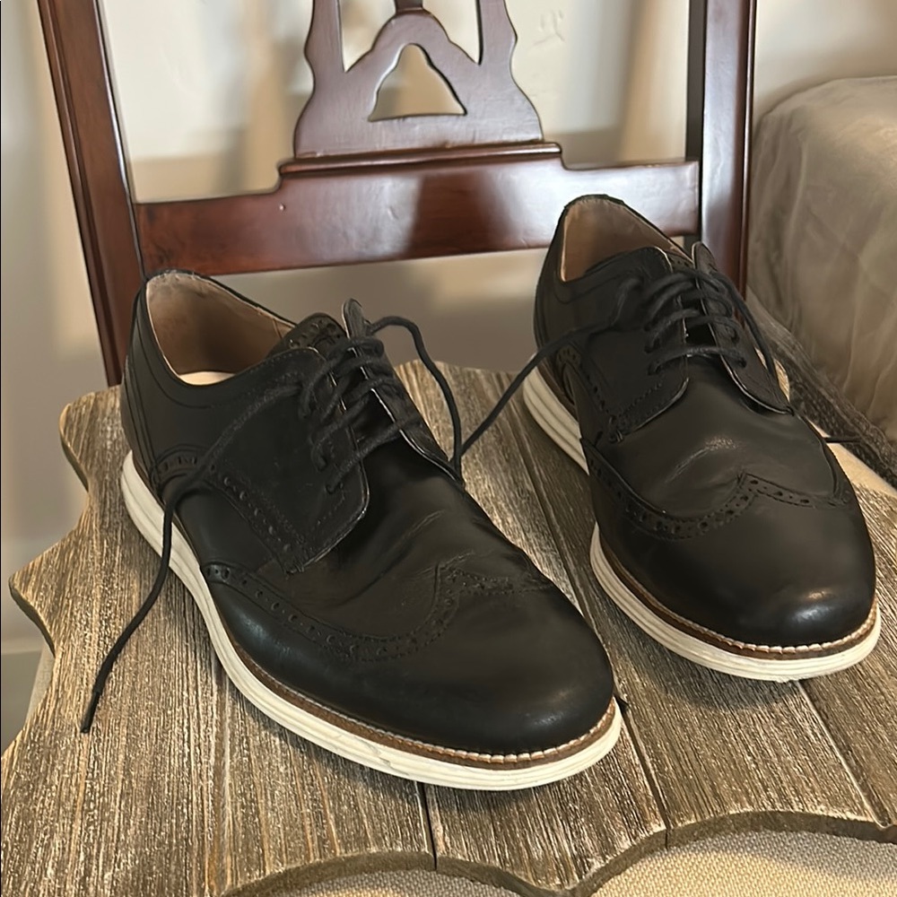 Classic Black Men's Dress Shoes
